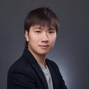 إطلاق العنان للإبداع: كيف أحدث رينغو لي ثورة في صناعة القصص المصورة باستخدام LlamaGen.ai